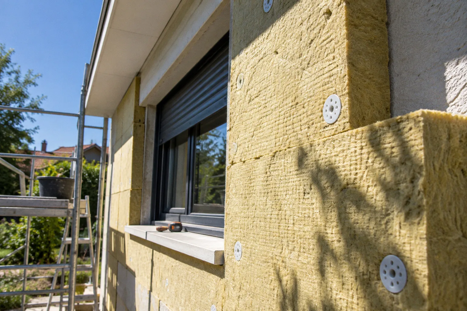 Adapter son logement aux canicules : les nouveaux enjeux de la rénovation