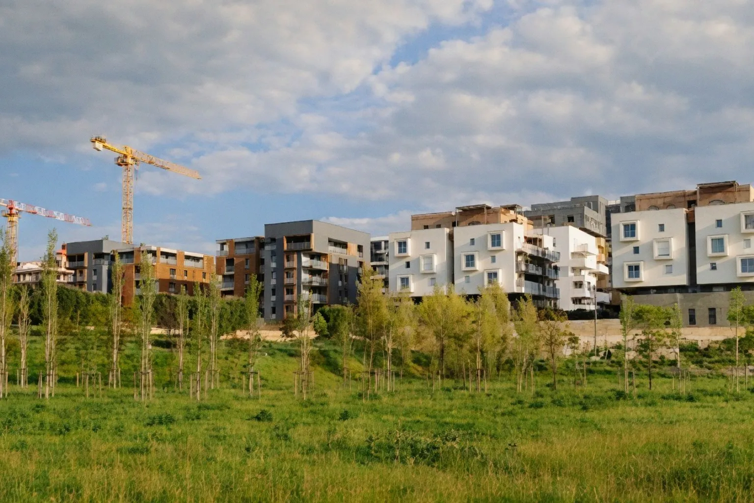 Construction neuve : comment interpréter les annonces officielles
